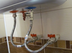 Подключение накопительного водонагревателя в Иркутске